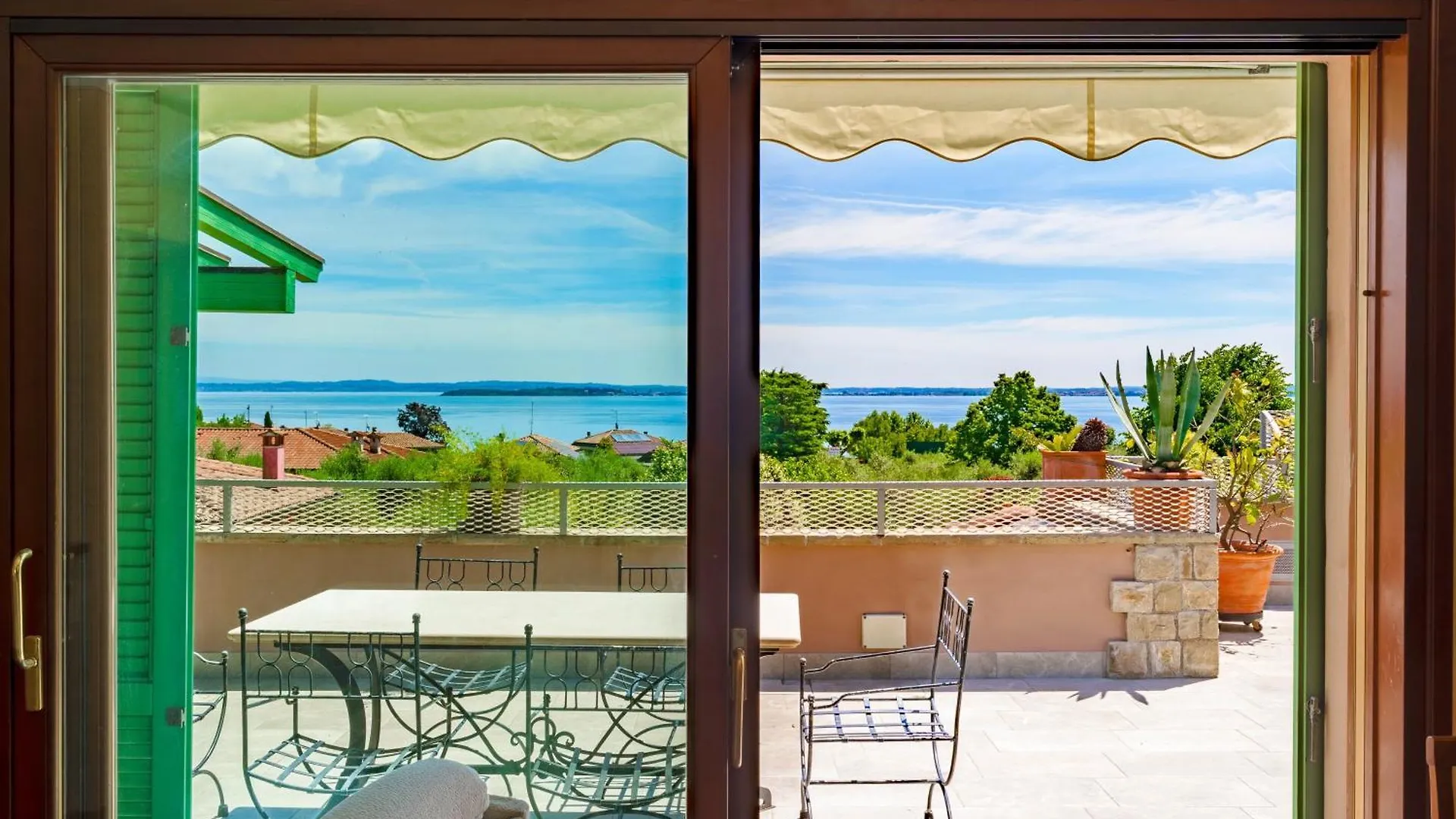 The Terrace On Lake Garda - Lake View Padenghe sul Garda